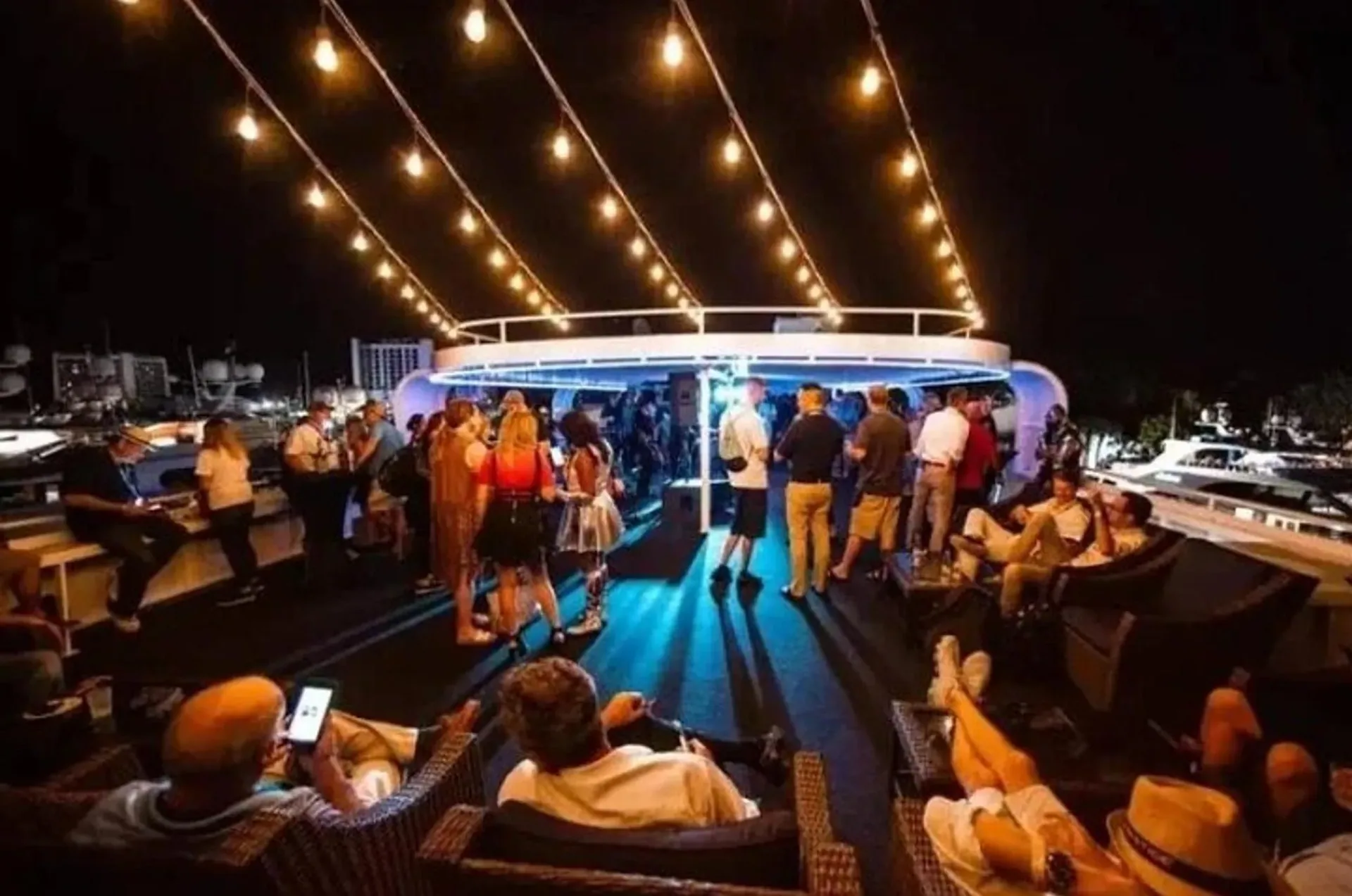 Romantic Yacht Dinner Cruise — 4