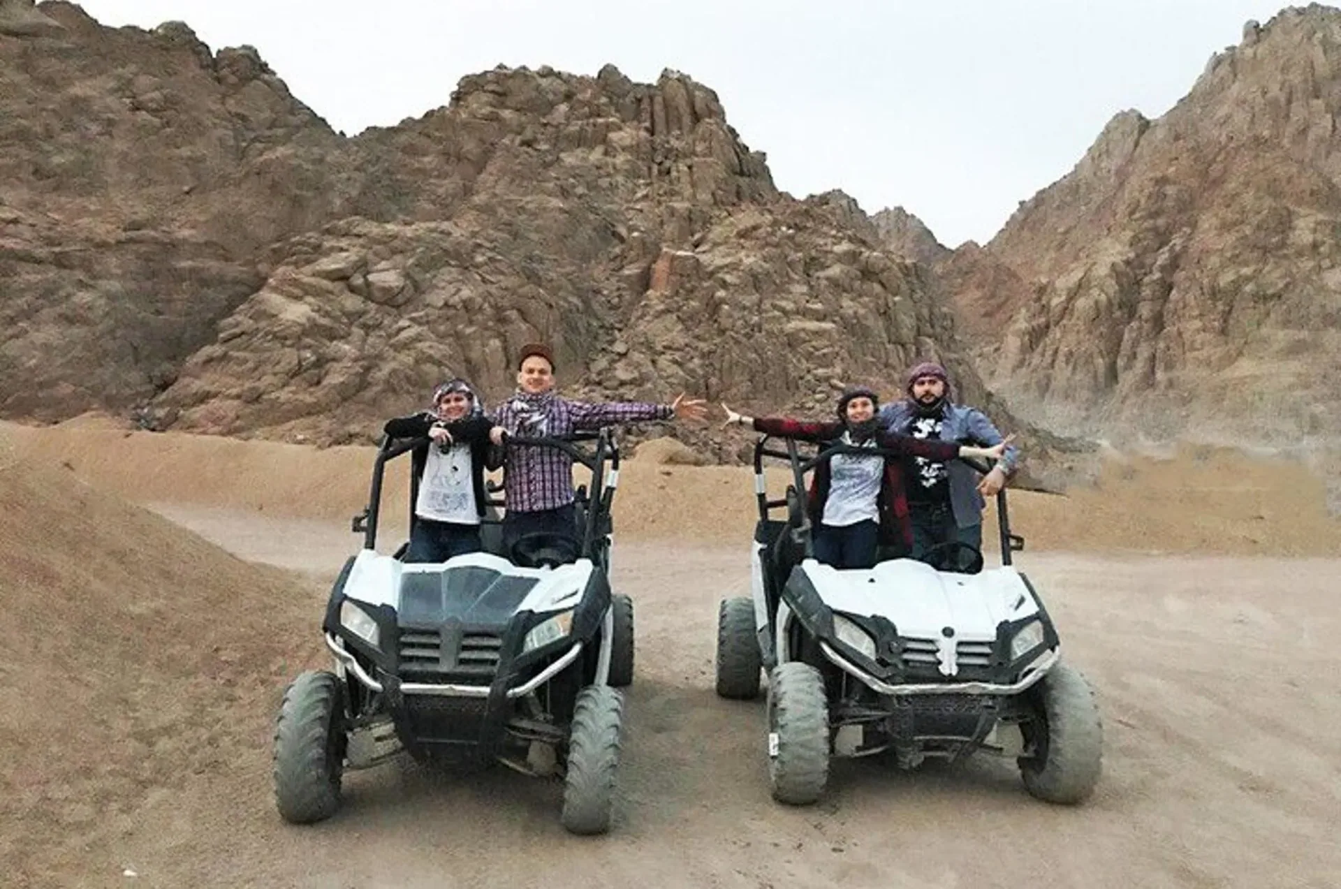 Polaris Buggy Desert Safari — 6
